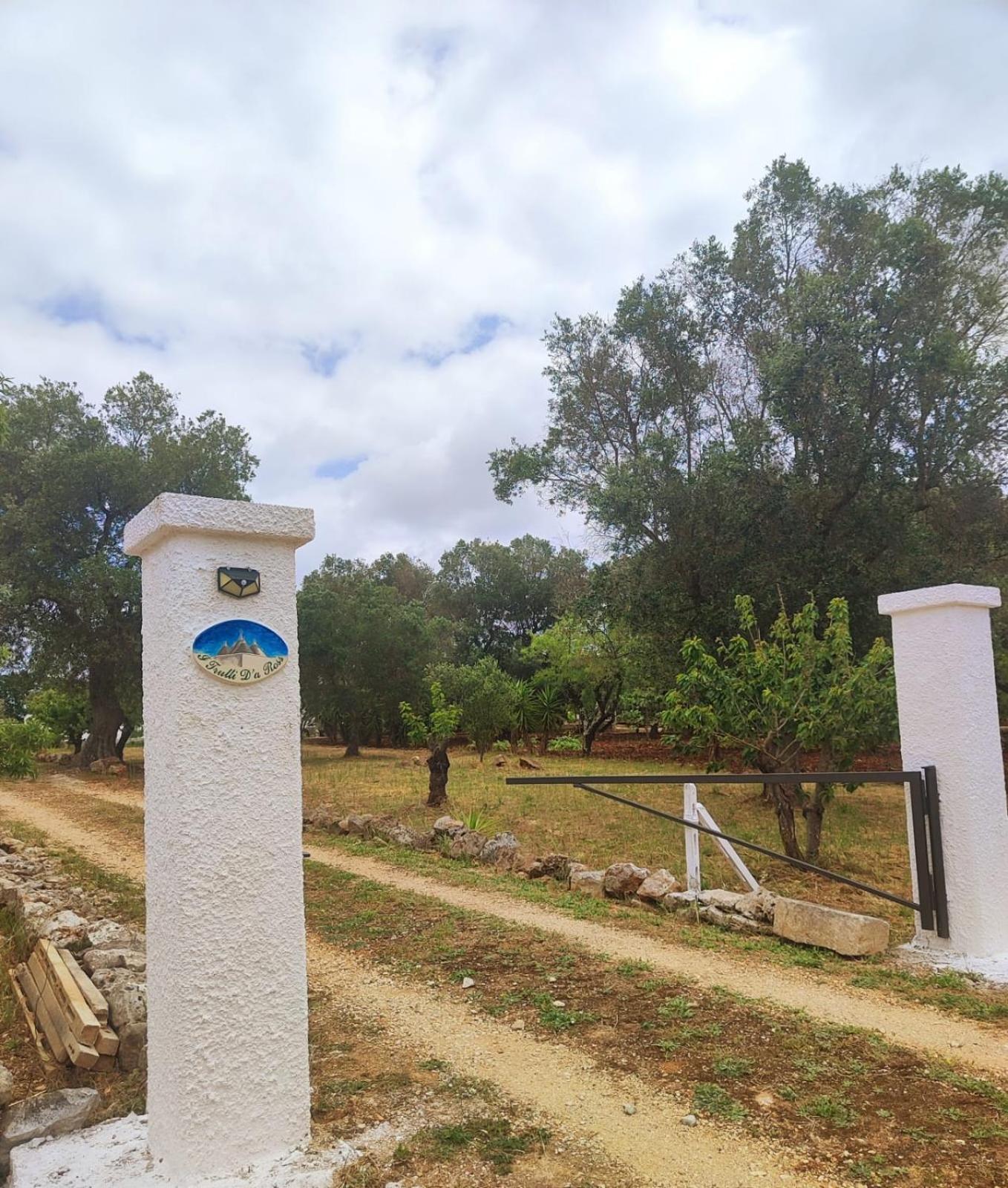 Villa I Trulli D'a Ross Ceglie Messapica Esterno foto